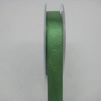 15 MM X 22.5 METRES SATIN RIBBON IN FOREST GREEN- IF QUANTITY IS MORE THAN 10 ROLLS PAY £1.05 A ROLL