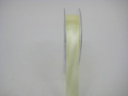 15 MM X 22.5 METRES SATIN RIBBON IN LEMON - IF QUANTITY IS MORE THAN 10 ROLLS PAY £1.05 A ROLL