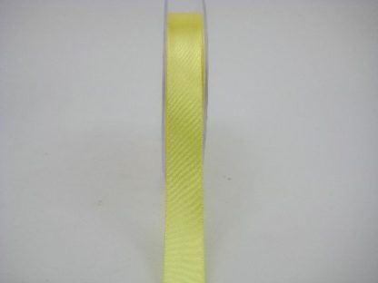 15 MM X 22.5 METRES  SATIN RIBBON IN LIGHT YELLOW- IF QUANTITY IS MORE THAN 10 ROLLS PAY £1.05 A ROLL