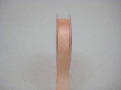 15 MM X 22.5 METRES SATIN RIBBON IN APRICOT IF QUANTITY IS MORE THAN 10 PAY £1.05 A ROLL